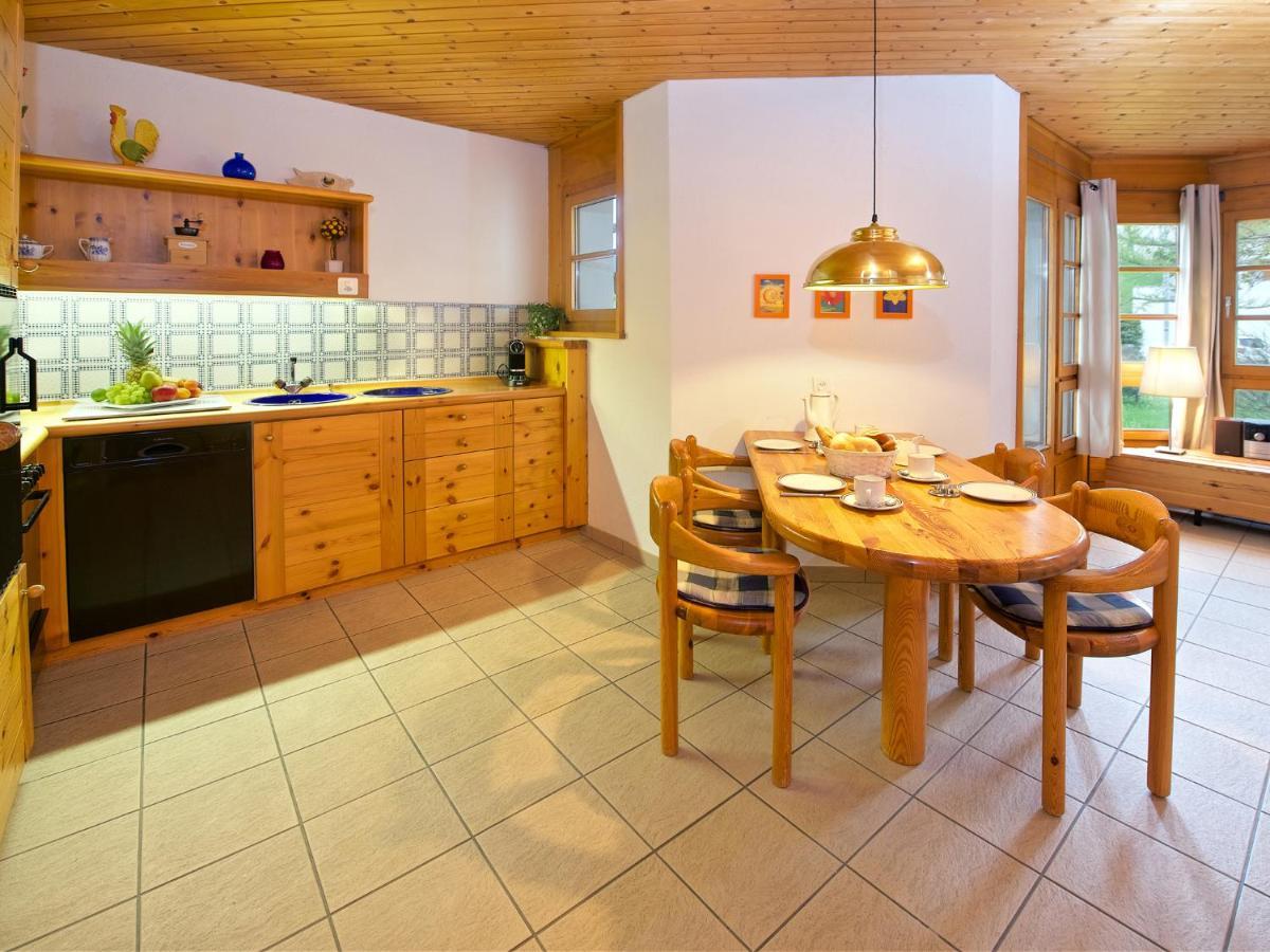 Schweizerhof Ferienwohnungen Lenzerheide 5 客房 照片